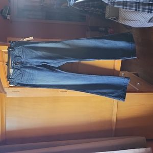 NWT! ARIAT Trouser Jeans